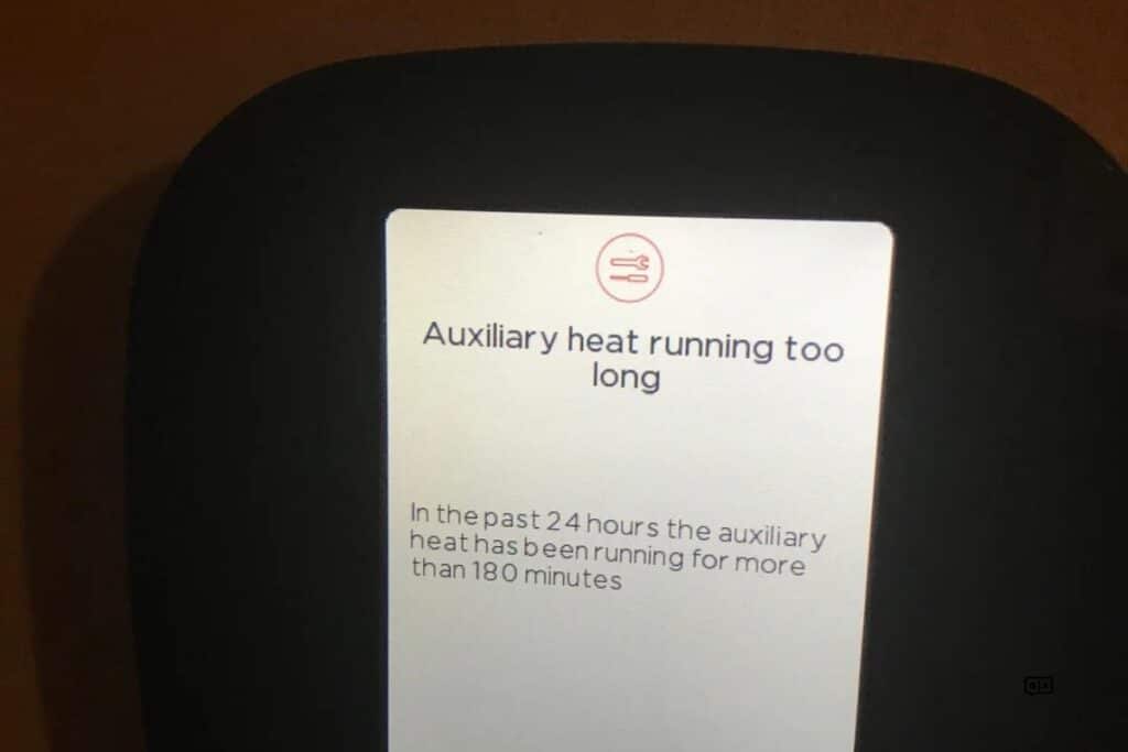 Thermostat displaying the AUX heat mode